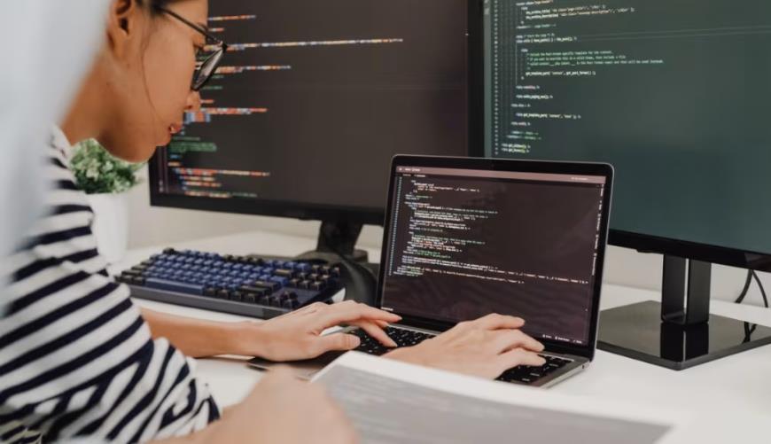 邢台小程序开发公司：开源Python库与互操作性标准在开发中的关键作用